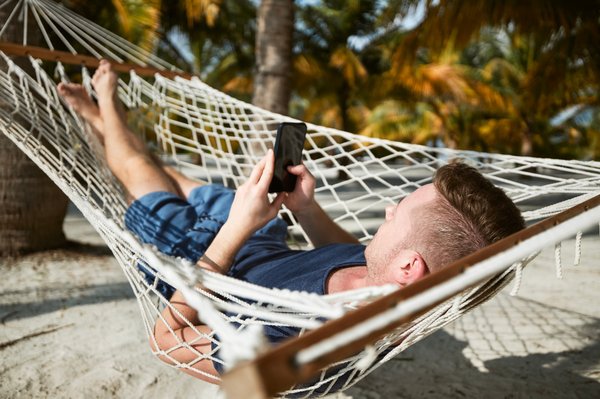 Hamac filet : 10 idées pour allier confort et style en plein air